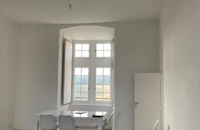 location appartement 1 060 € CC /mois à proximité de Bégrolles-en-Mauges (49122)