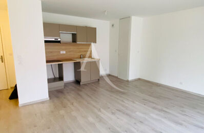 location appartement 755 € CC /mois à proximité de Orléans (45)