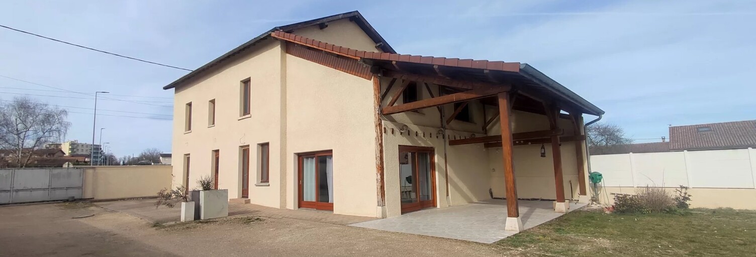 Maison 8 Pièces 245 m² à vendre à Pont-de-Chéruy (38230)