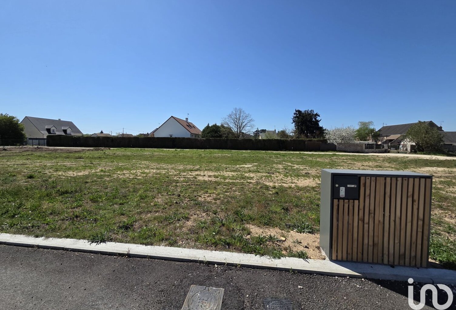 Vente Terrain 586 m&sup2; — photo 1