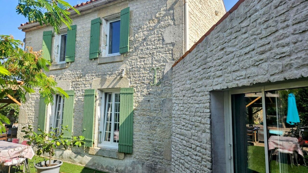 maison 5 pièces 243 m2 à vendre à Aigrefeuille-d'Aunis (17290)