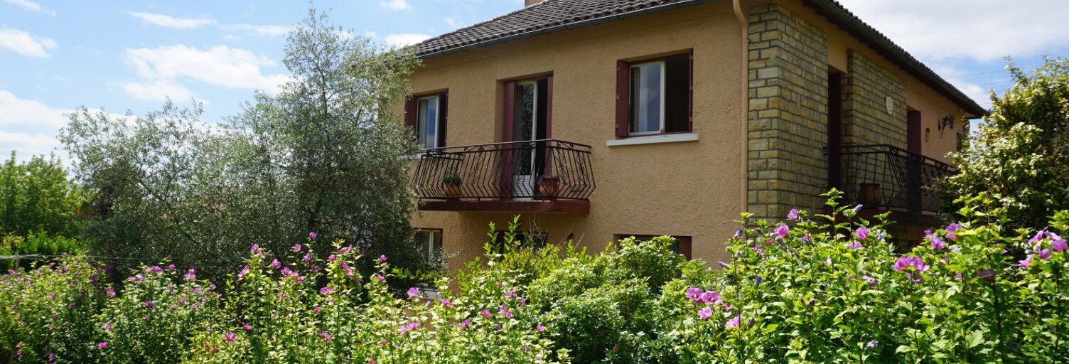 Maison 8 Pièces 141 m² à vendre à Castelnau-Montratier (46170)