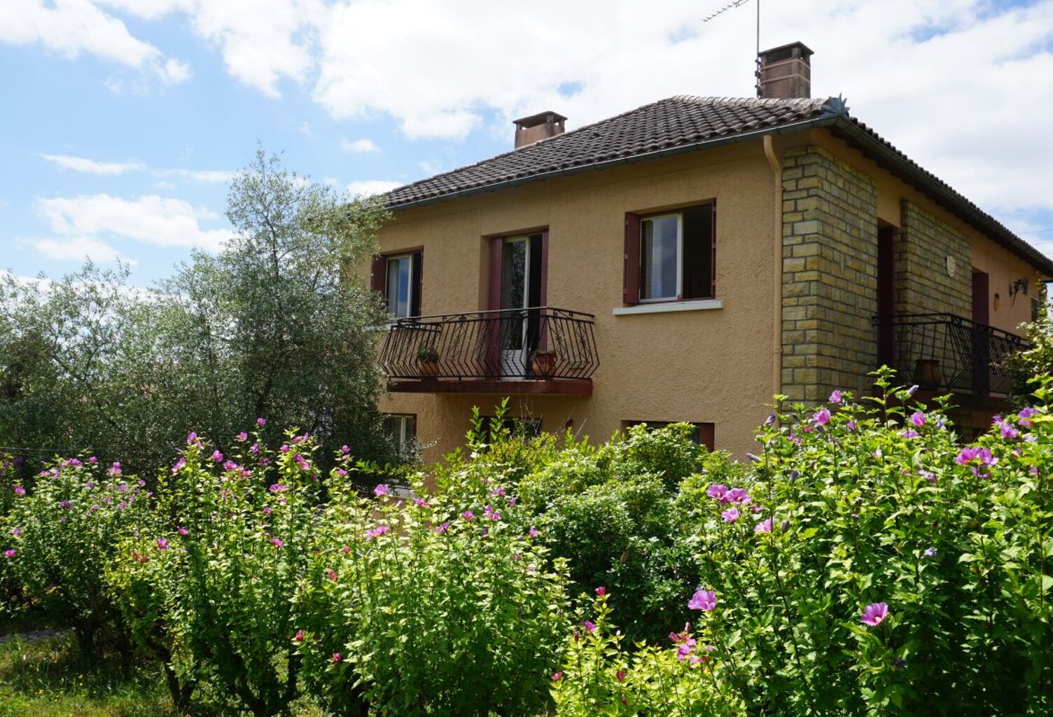 Maison dans quartier calme — photo 1