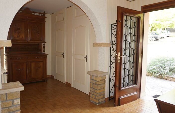 Maison dans quartier calme — photo 3