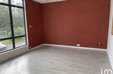 location bureau 930 € CC /mois à proximité de Villiers-sur-Morin (77580)