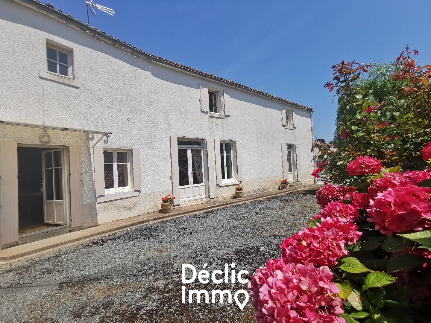 Villa / Maison  T5 à vendre Saint-Pierre-le-Vieux 85420
