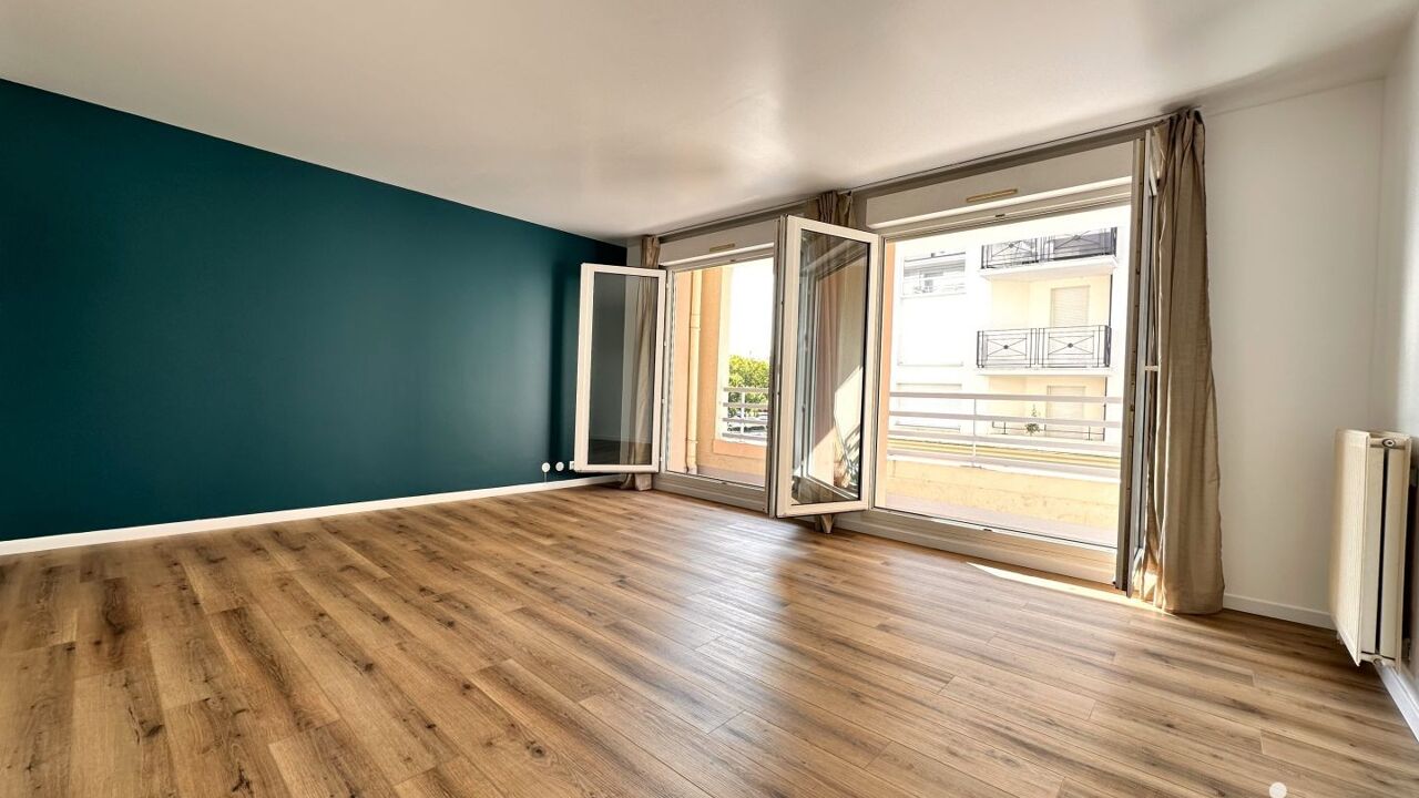 appartement 3 pièces 69 m2 à vendre à Bussy-Saint-Georges (77600)