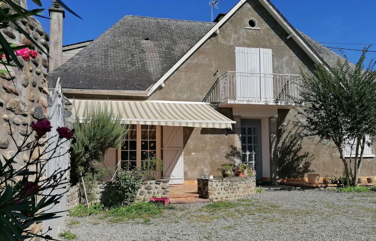 maison 6 pièces 115 m2 à vendre à Pontacq (64530)