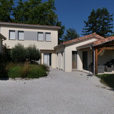 Maison 5 pièces 184 m²