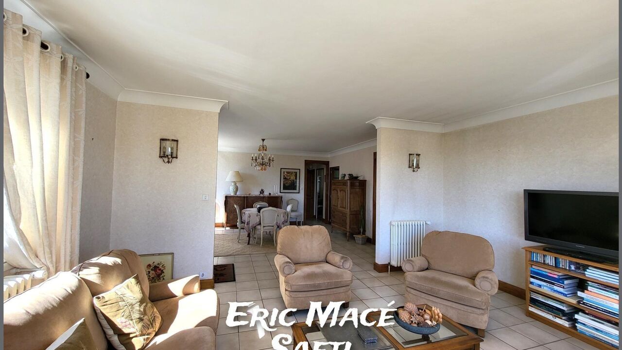 maison 5 pièces 122 m2 à vendre à Cholet (49300)