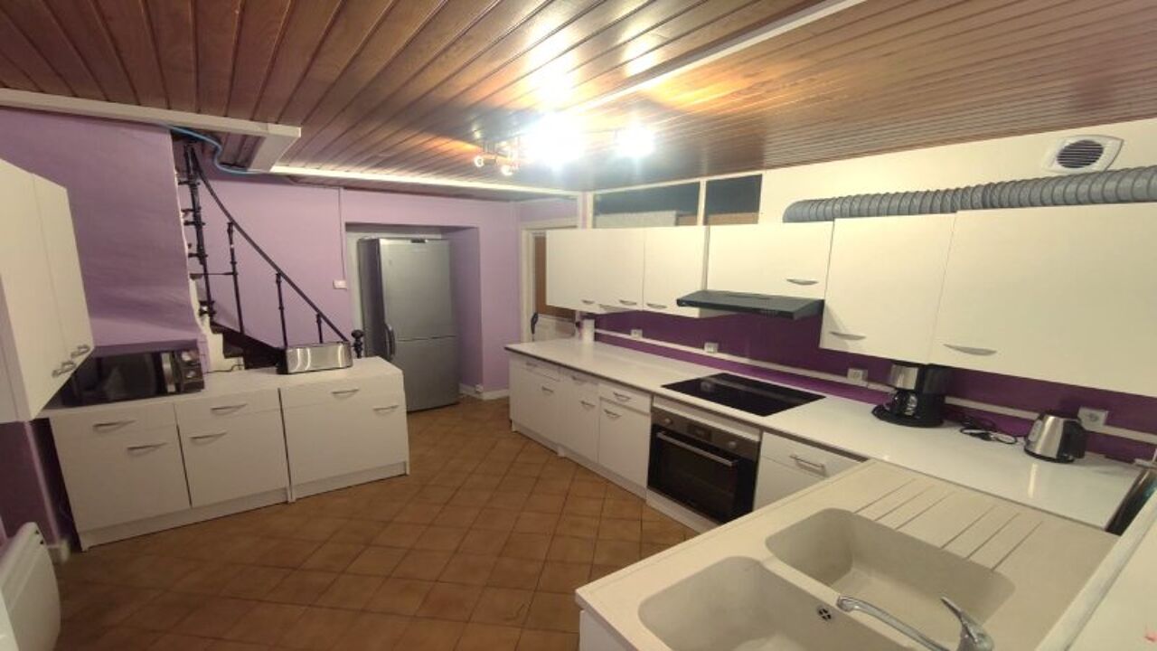 immeuble  pièces 120 m2 à vendre à Salins-les-Bains (39110)