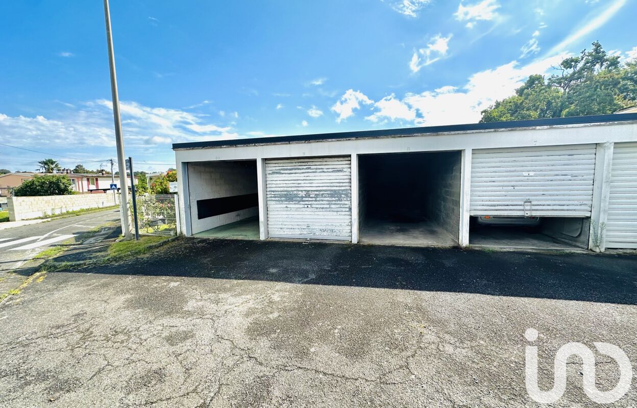 garage  pièces 15 m2 à vendre à Mourenx (64150)