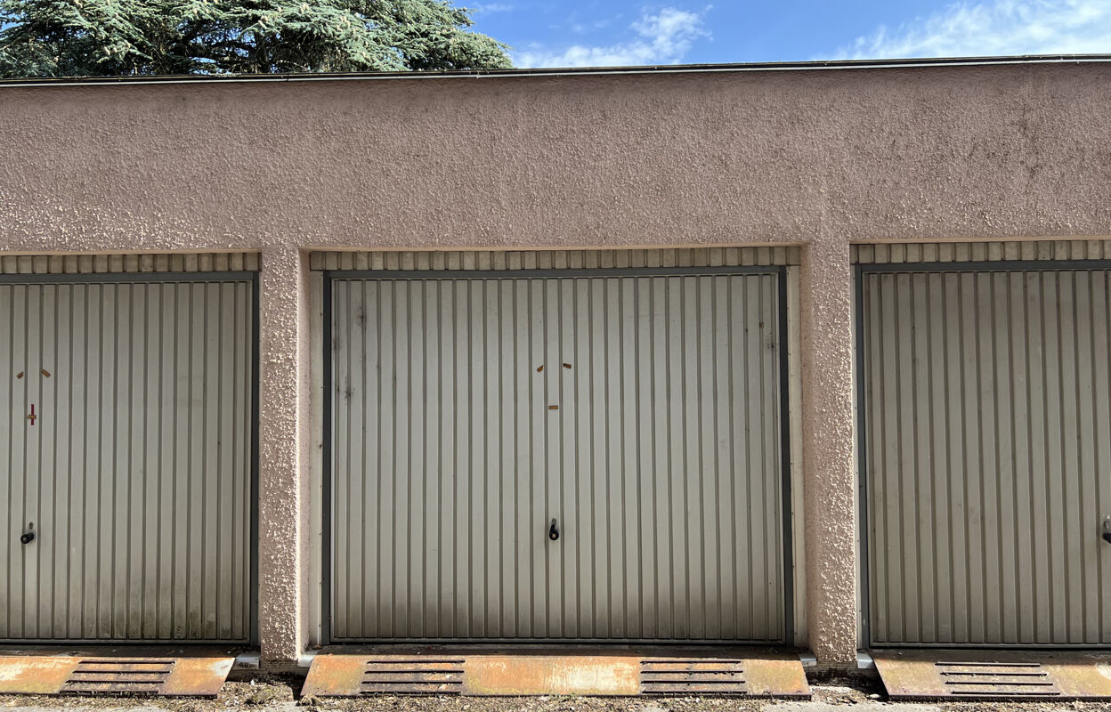 garage  pièces 14 m2 à vendre à Rodez (12000)