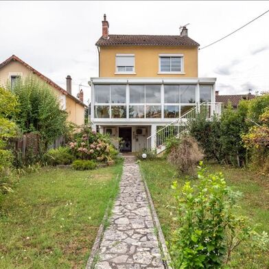 Maison 7 pièces 275600 €