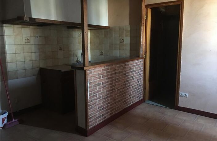 Vente immeuble   Sainte-Bazeille (47180) — photo 5