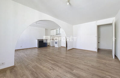 location appartement 650 € CC /mois à proximité de Le Thor (84250)