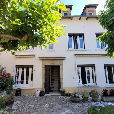 Maison 6 pièces 130 m²