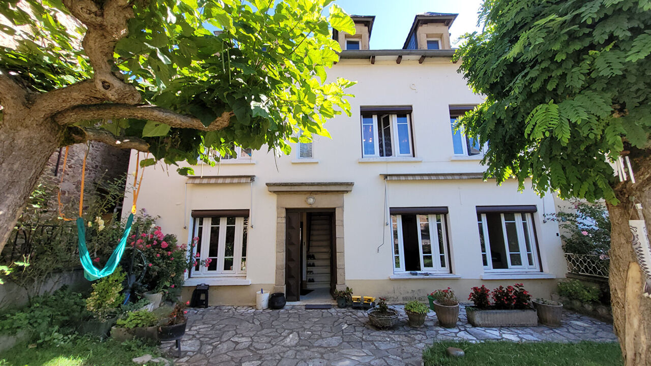 maison 6 pièces 130 m2 à vendre à Flavin (12450)