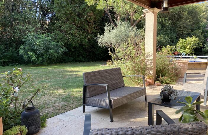 Villa — photo 4