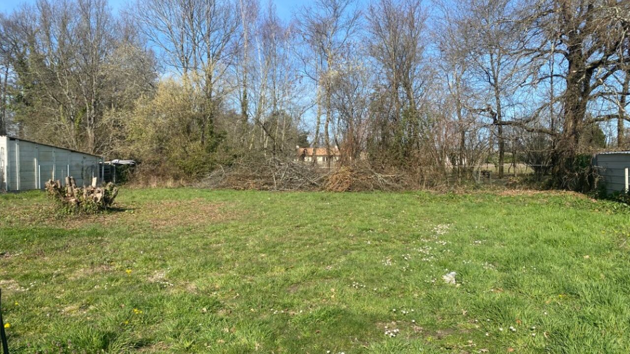 terrain  pièces 690 m2 à vendre à Camblanes-Et-Meynac (33360)