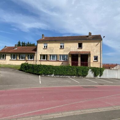 Maison 4 pièces 409 m²