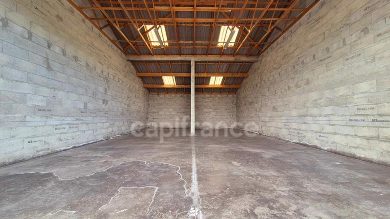 garage  pièces 93 m2 à vendre à Saujon (17600)