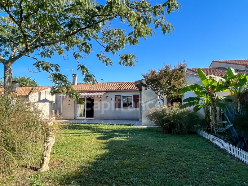 Villa / Maison 4 pièces  à vendre Saint-Sulpice-de-Royan 17200