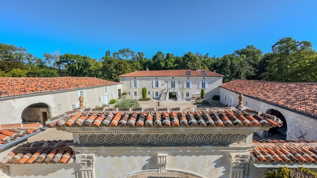 maison 10 pièces 410 m2 à vendre à Cognac (16100)