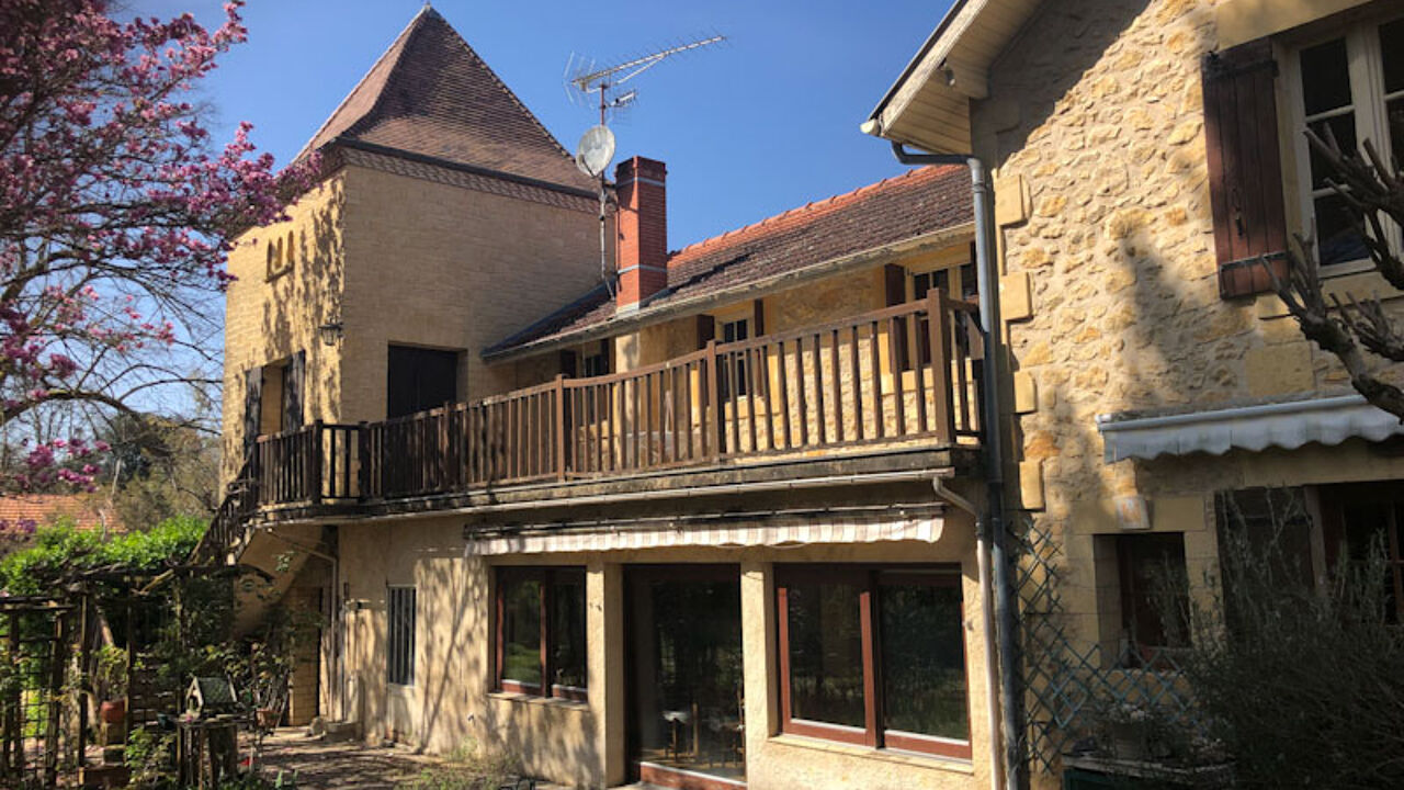 maison 10 pièces 260 m2 à vendre à Couze-Et-Saint-Front (24150)