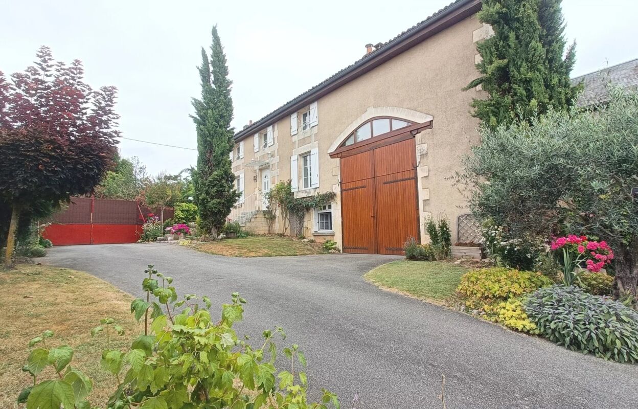 maison 7 pièces 180 m2 à vendre à Migné-Auxances (86440)