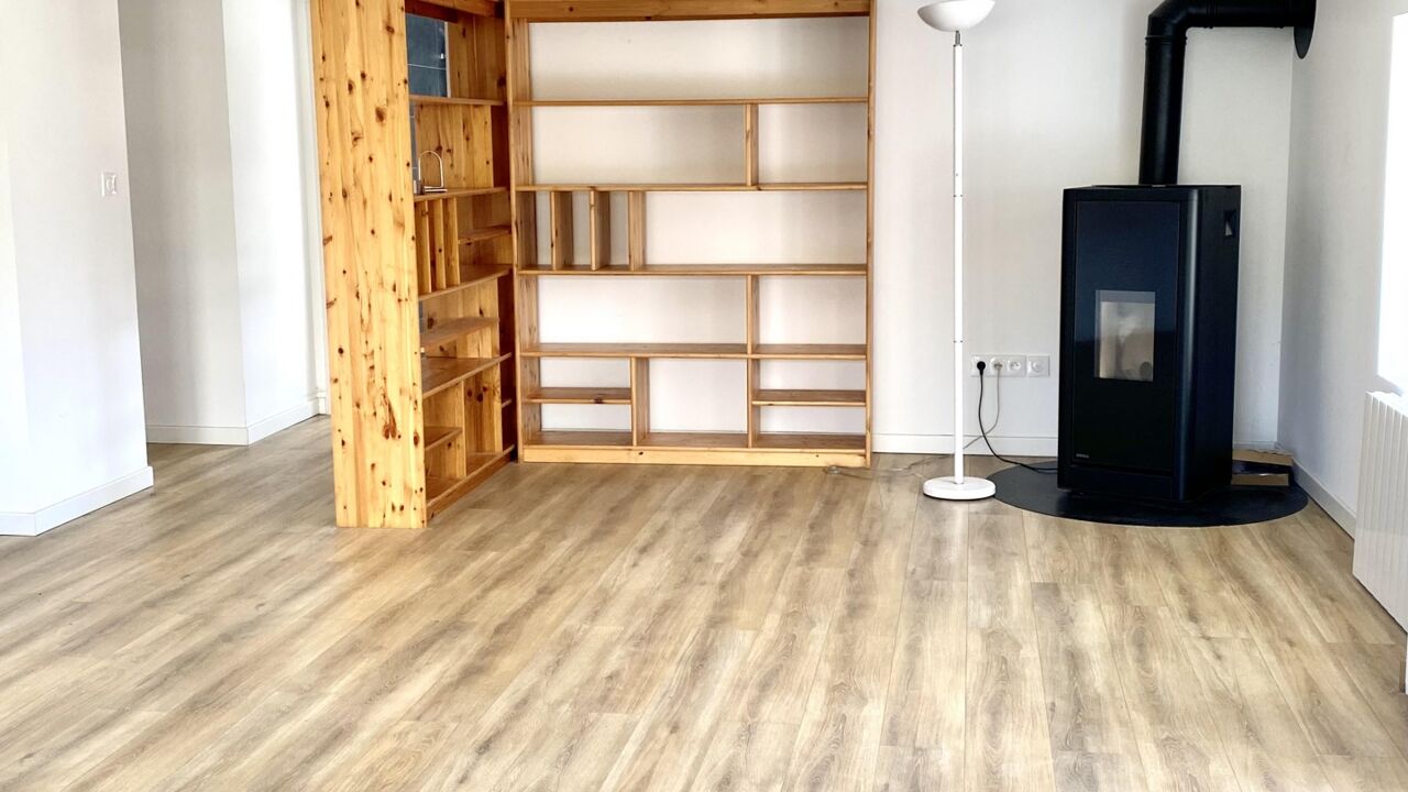 appartement 4 pièces 102 m2 à vendre à Buc (90800)