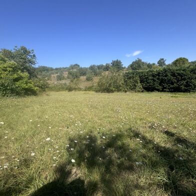 Terrain 10678 m²