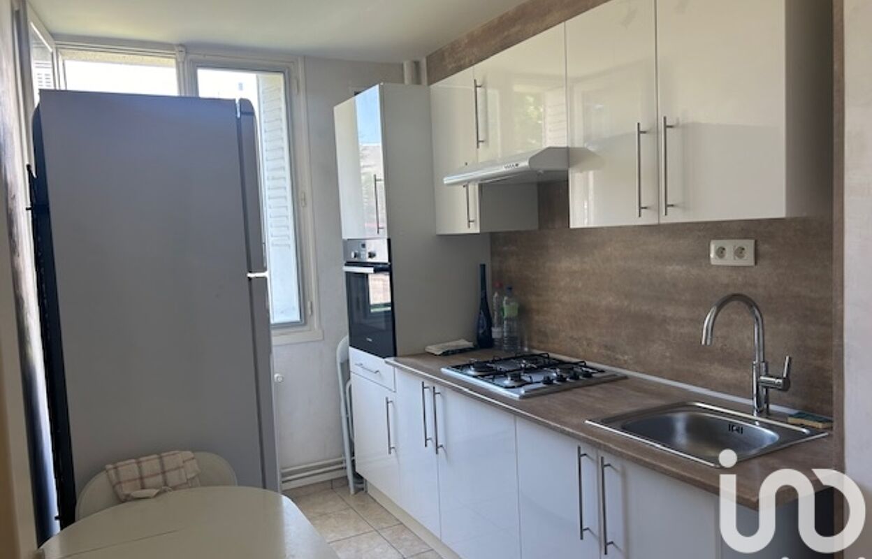 appartement 3 pièces 55 m2 à vendre à Montluçon (03100)