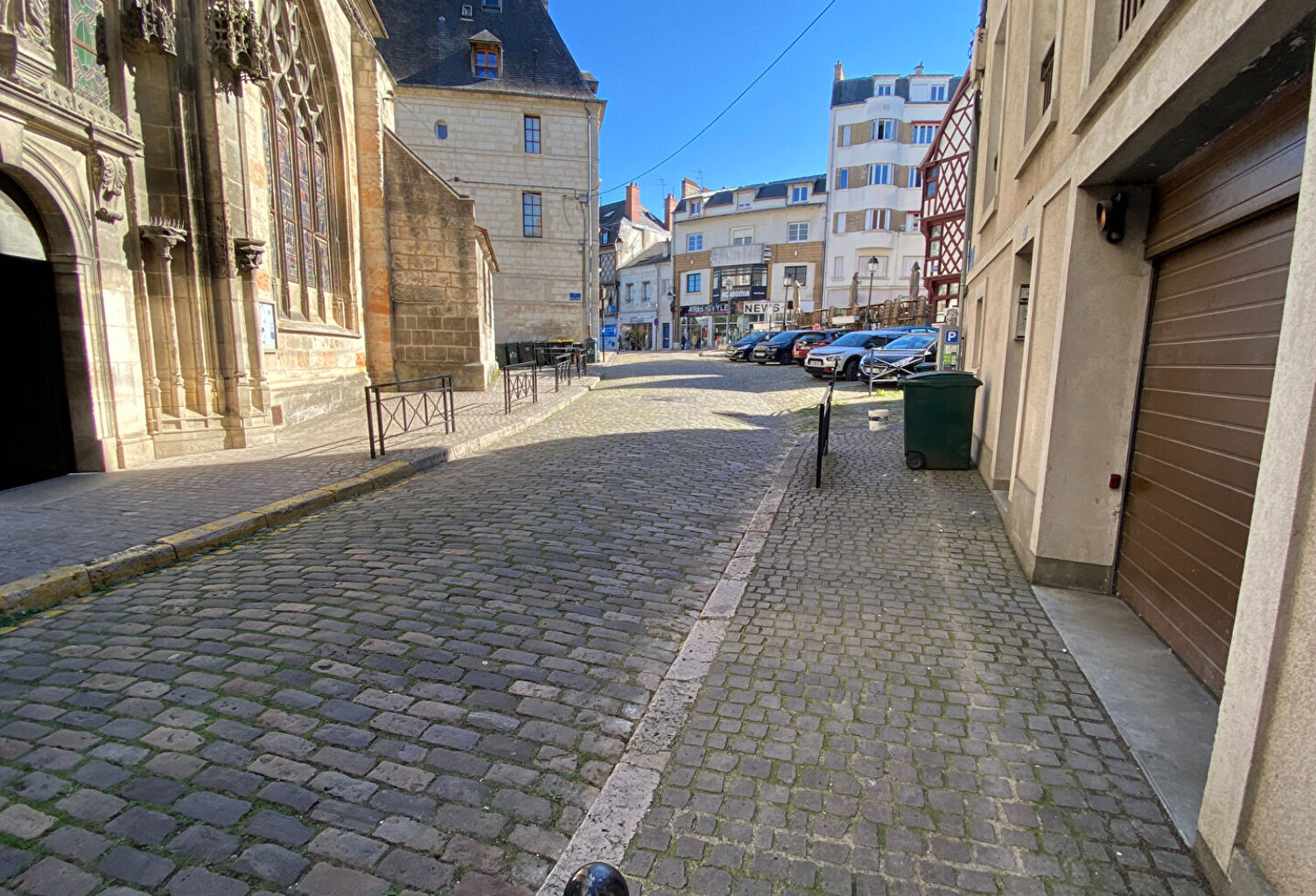 Parking Bourges — photo 1