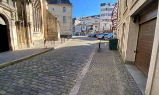 Garage   m² à louer à Bourges (18000)