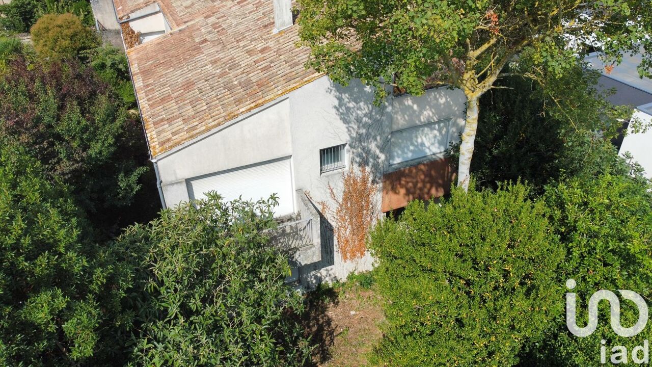 maison 8 pièces 315 m2 à vendre à La Rochelle (17000)