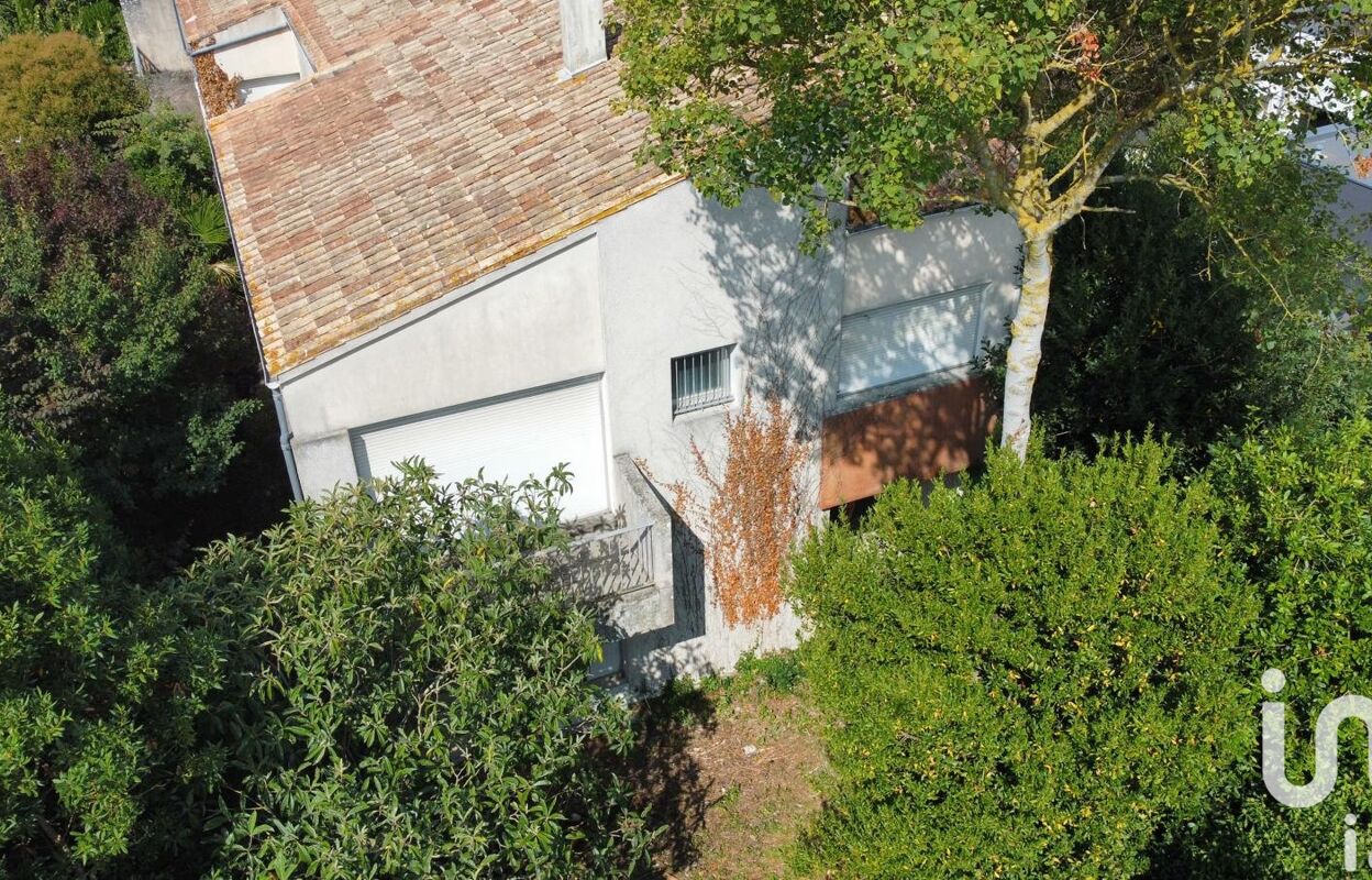 maison 8 pièces 315 m2 à vendre à La Rochelle (17000)