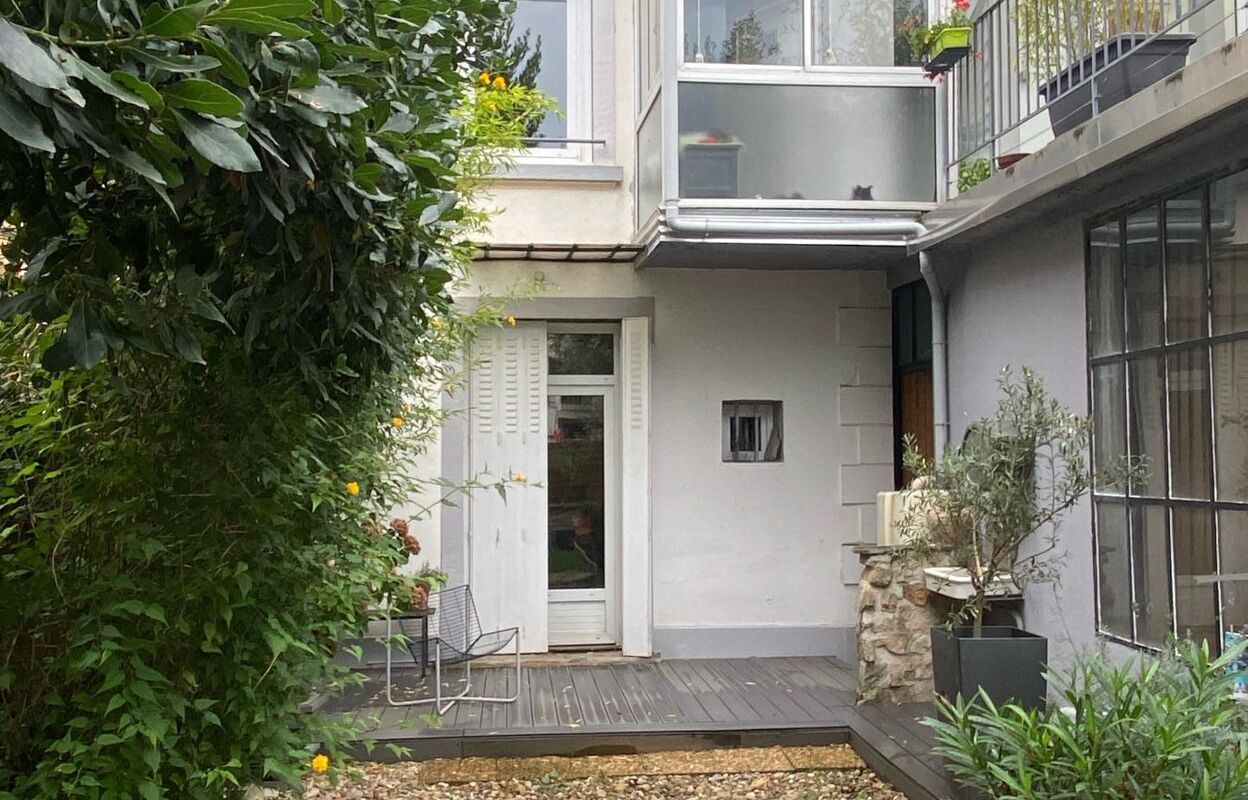 maison 6 pièces 194 m2 à vendre à Saint-Chamond (42400)