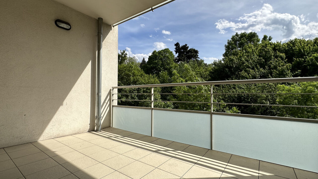 appartement 3 pièces 64 m2 à vendre à Échirolles (38130)