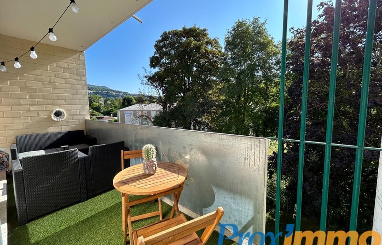 appartement 3 pièces 77 m2 à vendre à Voiron (38500)