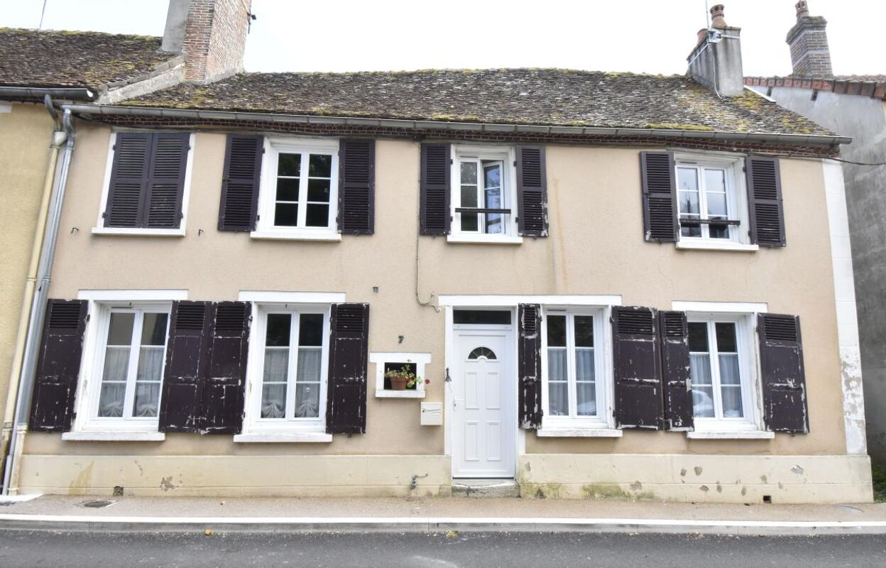 maison 3 pièces 106 m2 à vendre à Saint-Amand-en-Puisaye (58310)