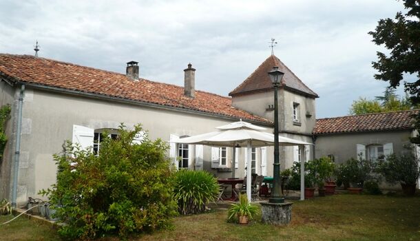 Villa / Maison 14 pièces  à vendre Cognac 16100