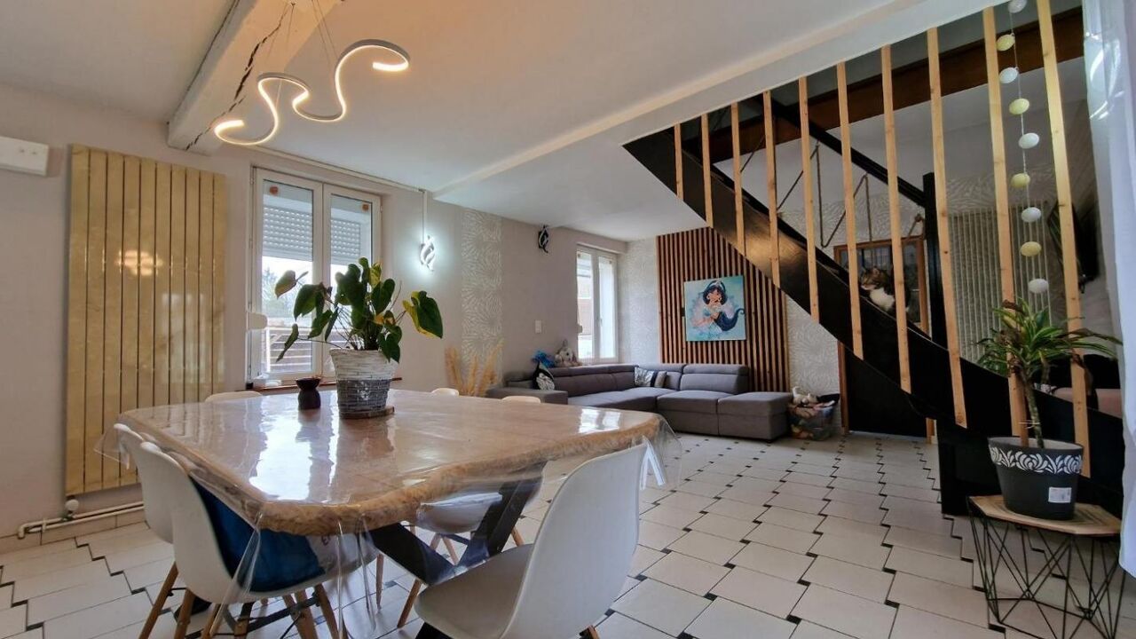 maison 6 pièces 109 m2 à vendre à Guise (02120)