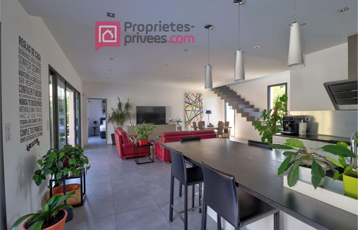 maison 5 pièces 185 m2 à vendre à Mauguio (34130)