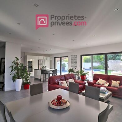 Maison 5 pièces 185 m²