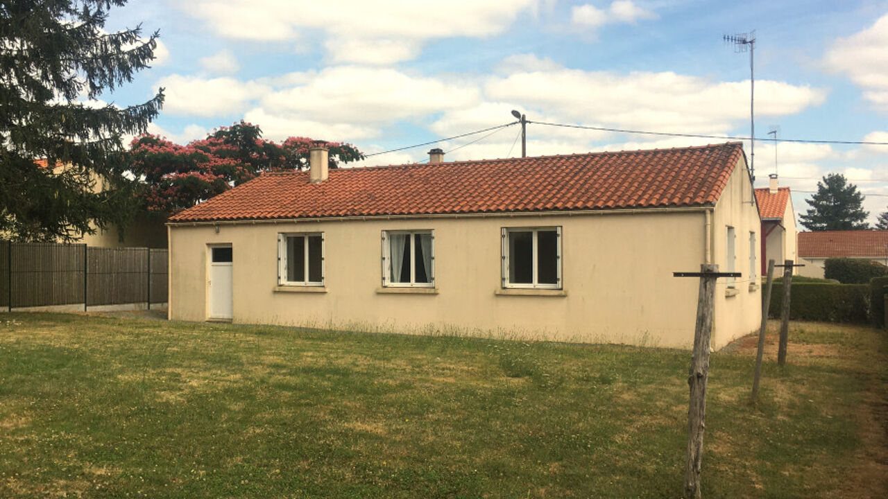 maison 5 pièces 87 m2 à vendre à Pouzauges (85700)