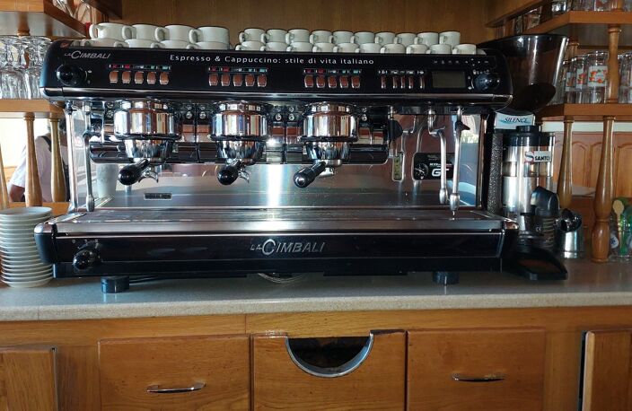 Bar — photo 5