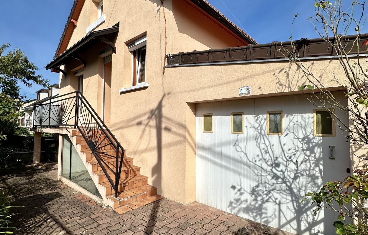 maison 5 pièces 121 m2 à vendre à Massy (91300)