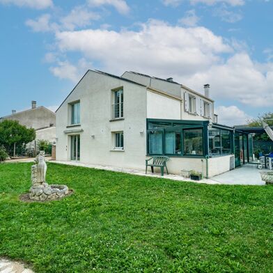 Maison 7 pièces 180 m²