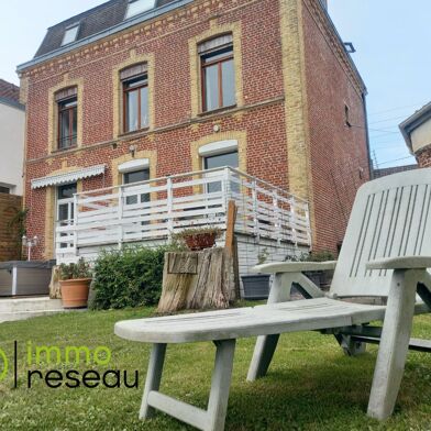 Maison 8 pièces 225 m²